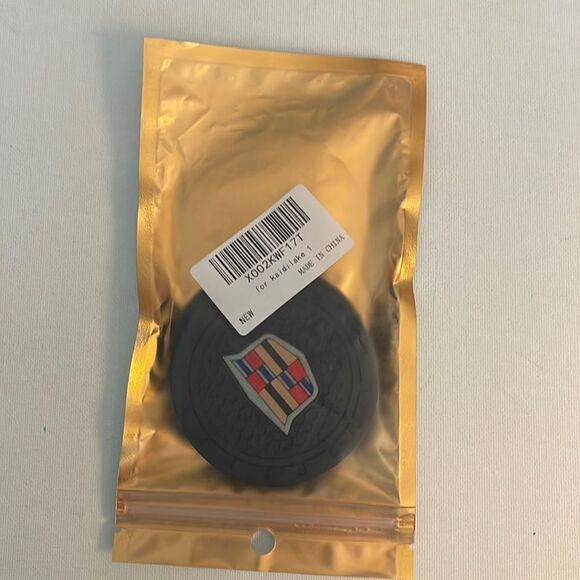 Cadillac Car Cup Holder Coasters set of 2 NWT - Picture 9 of 9
